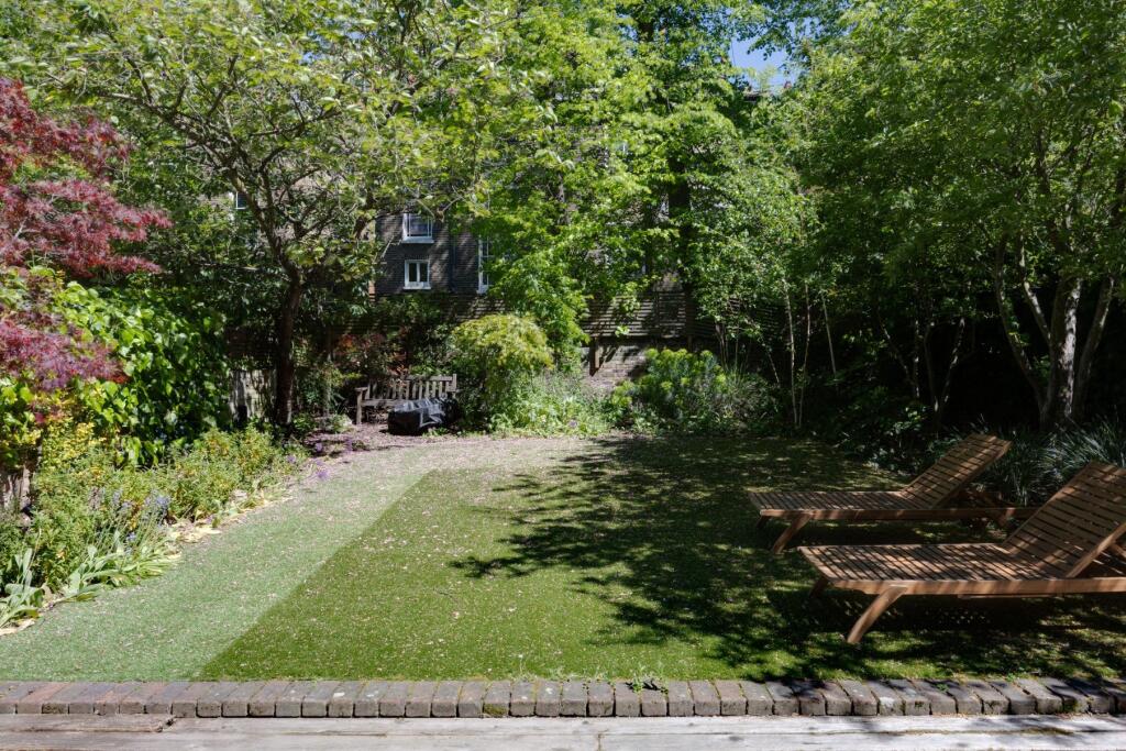Apartment in London, St. John's Wood - View 2