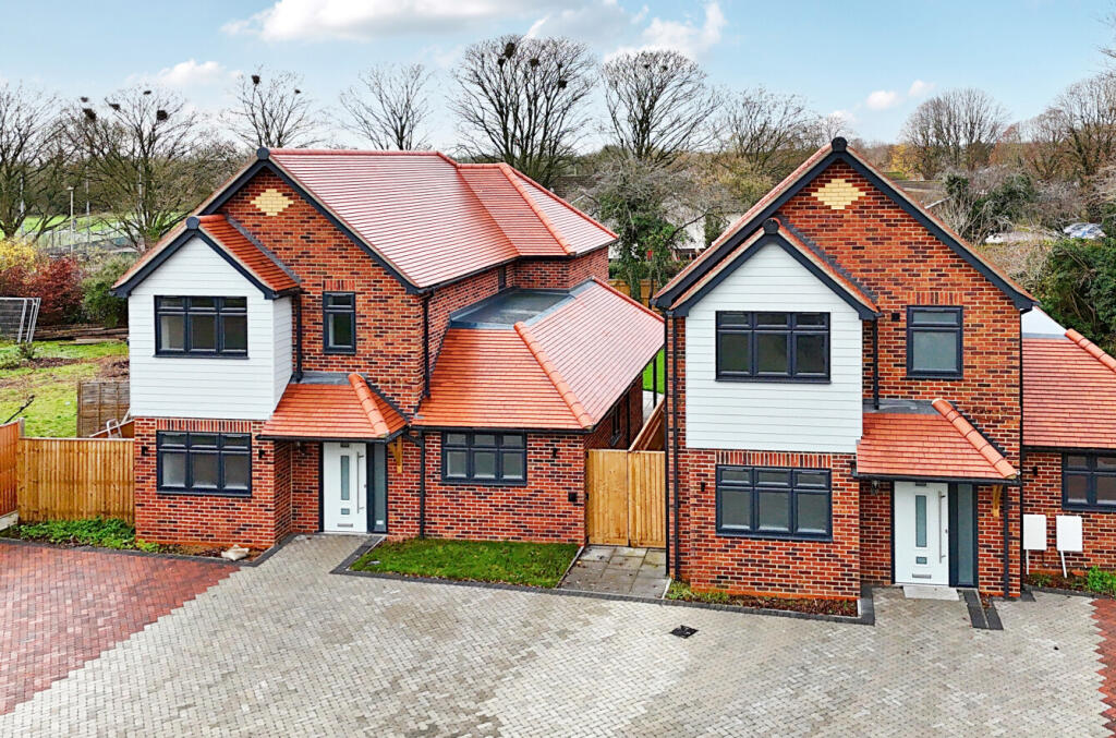 Main image of property: Poplar Corner, Wootton Village, Boars Hill