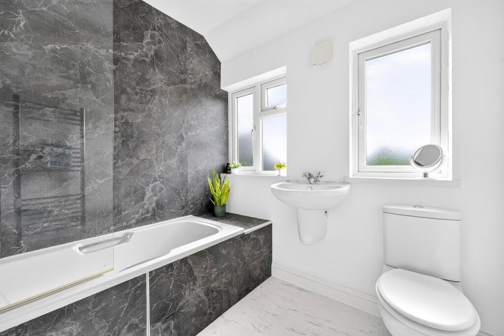 House in London - View 4