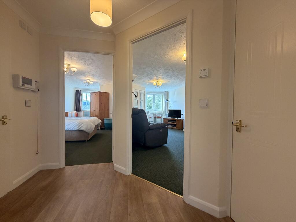 Apartment in Braintree, Halstead - View 2