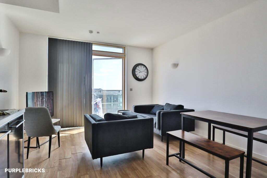Apartment in Leeds, West Yorkshire - View 5