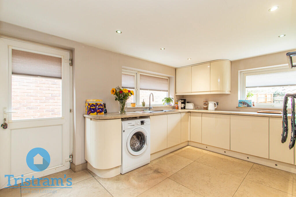 House in Nottingham, Trowell - View 3