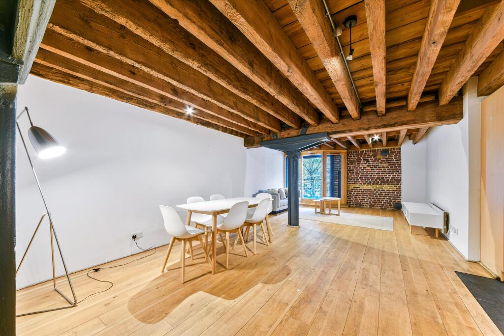 Main image of property: Port East Apartments, Hertsmere Road, Nr Canary Wharf, London, E14