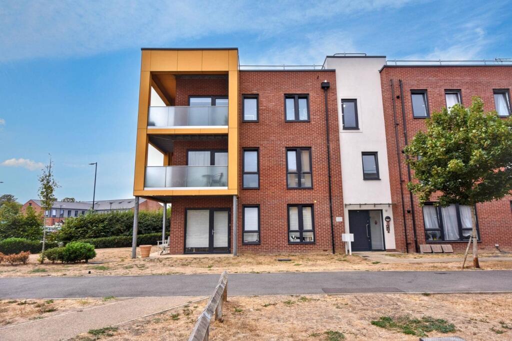 Main image of property: Wayfarer House, Cole Avenue, Southend-on-Sea, SS2 6BT