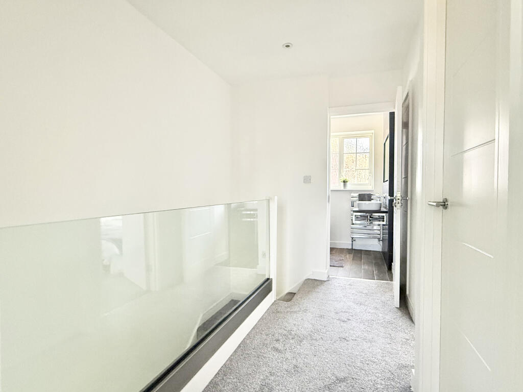 Additional image 15 of Chestnut Drive, Yeovil, Somerset