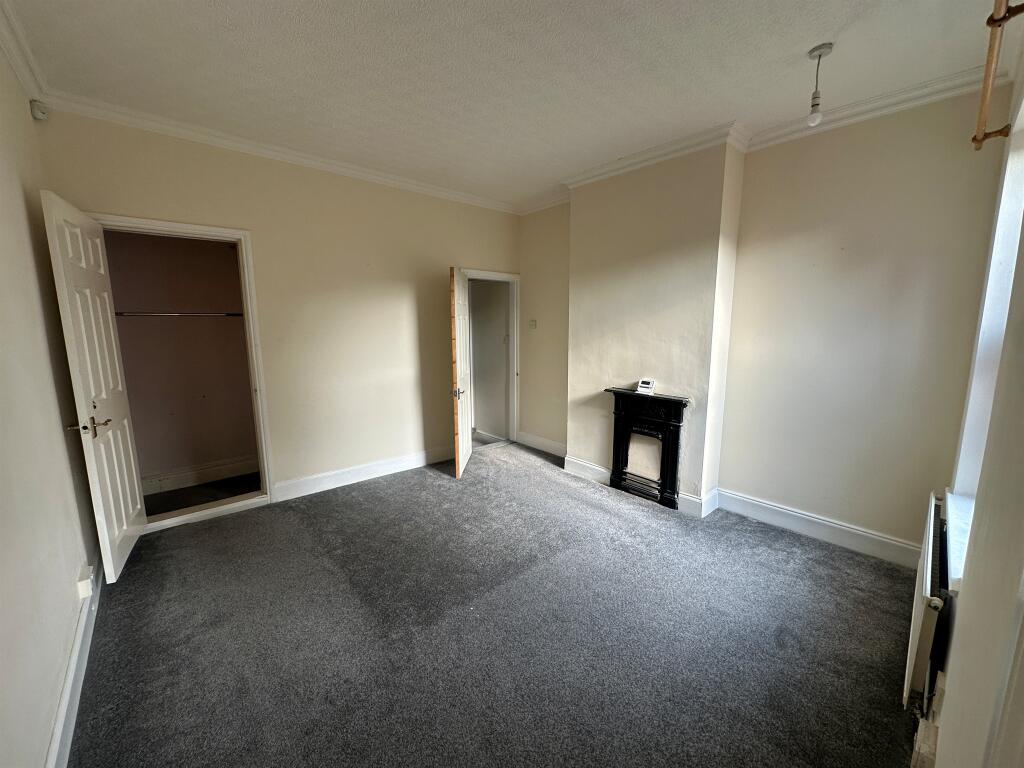 House in Doncaster, South Yorkshire - More