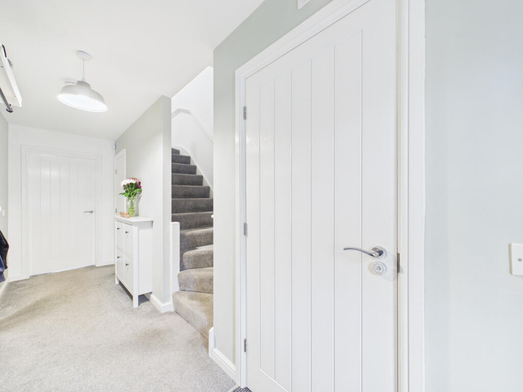 House in Hull, Kingston upon Hull - View 2