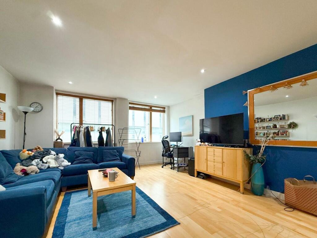 Main image of property: Park House Apartments, 11 Park Row, Leeds