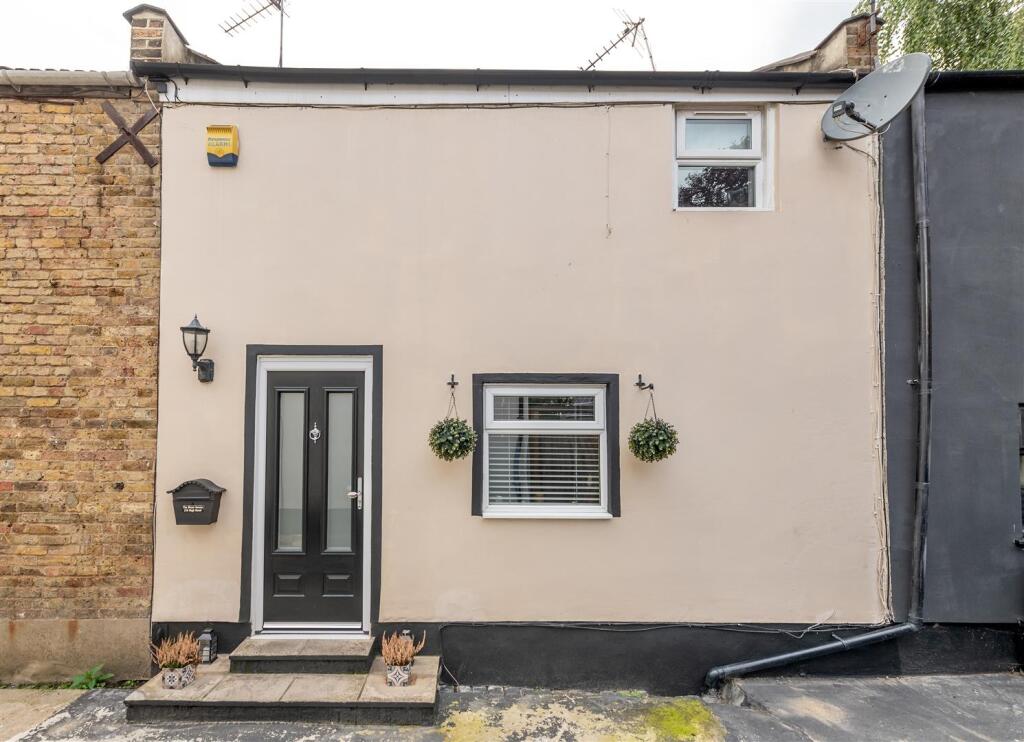 House in London - More