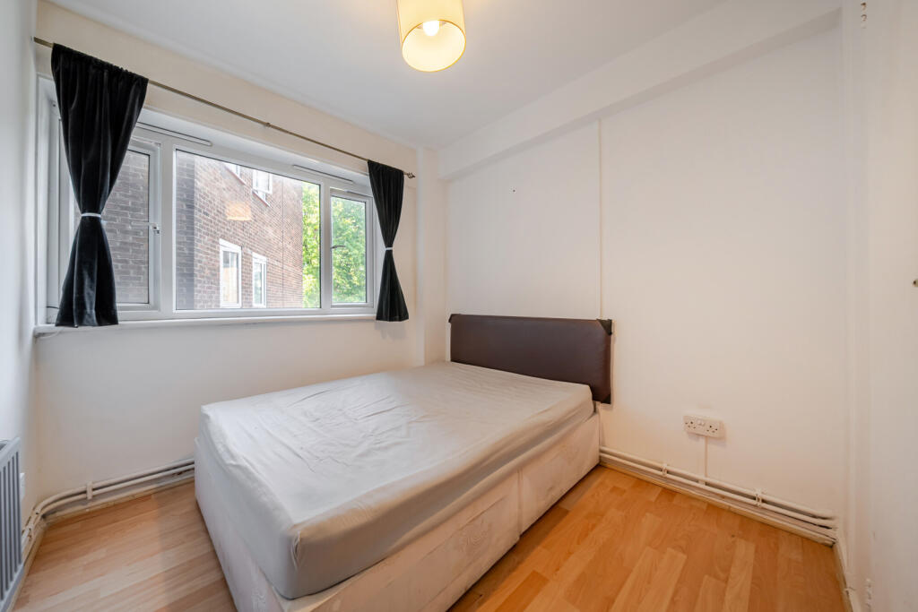 Apartment in London - More