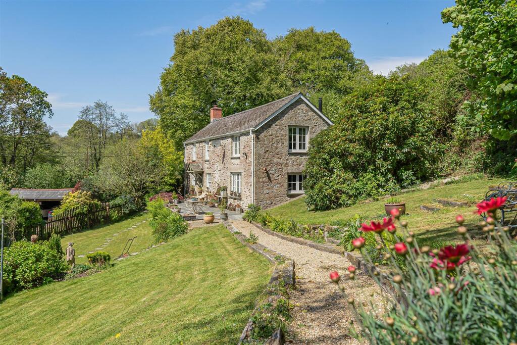 Main image of property: Blisland