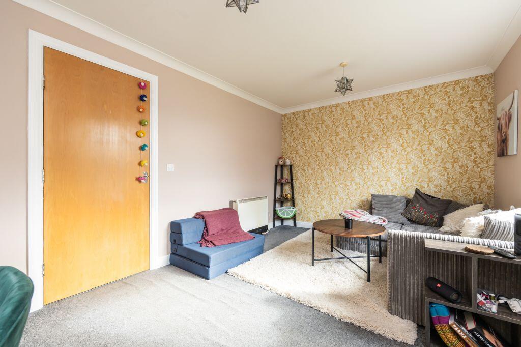 Apartment in Edinburgh - More
