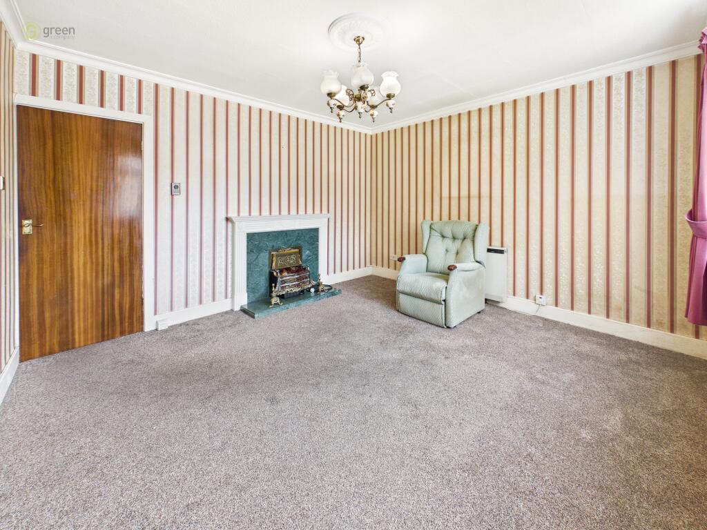 Apartment in Sutton Coldfield, Milking Gate - View 3