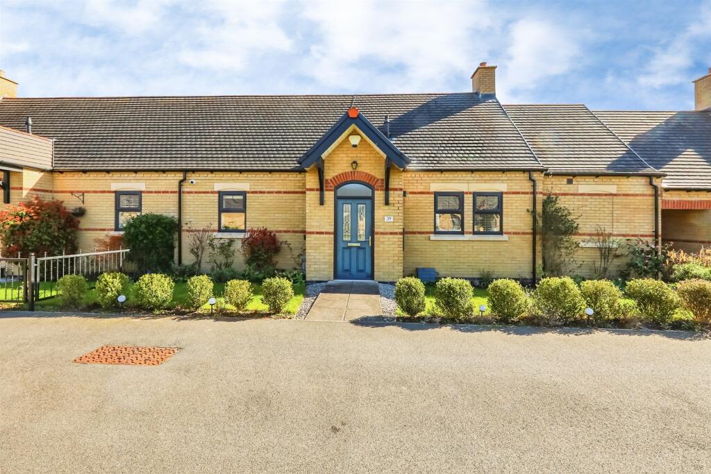 Main image of property: Robertson Grove, Rhodesia, Worksop