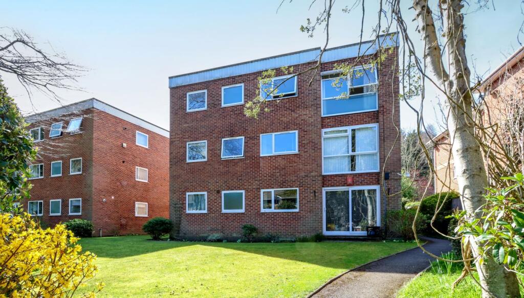 Main image of property: Flat 11 Bramley Court, 86-88 Surrey Road, Poole, Dorset, BH12 1EQ