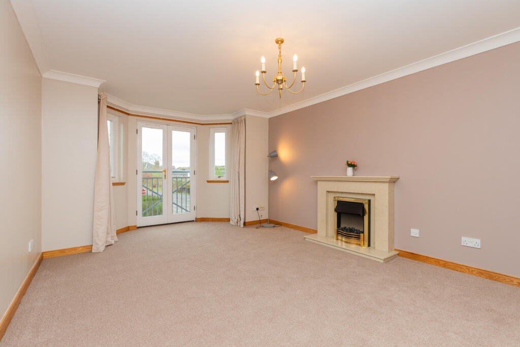37 William Wilson Court, Glasgow G65 9DP photo 2