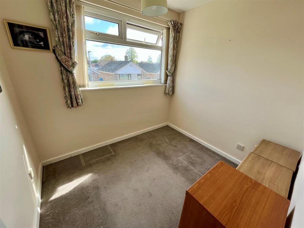 House in Hull - More
