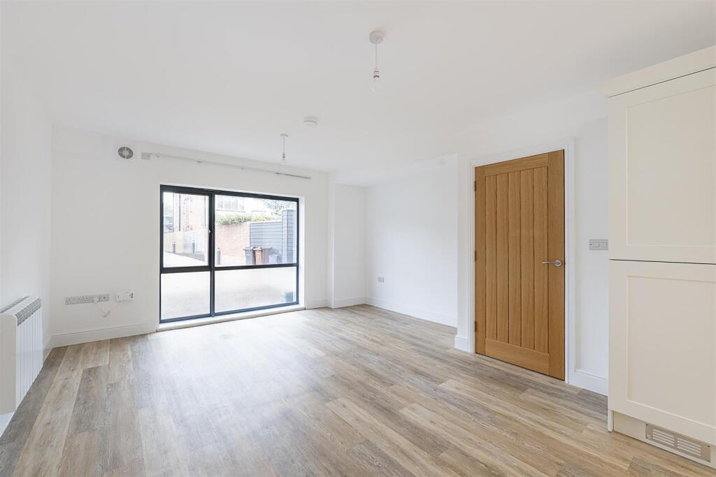 House in St Albans, Fleetville - View 5