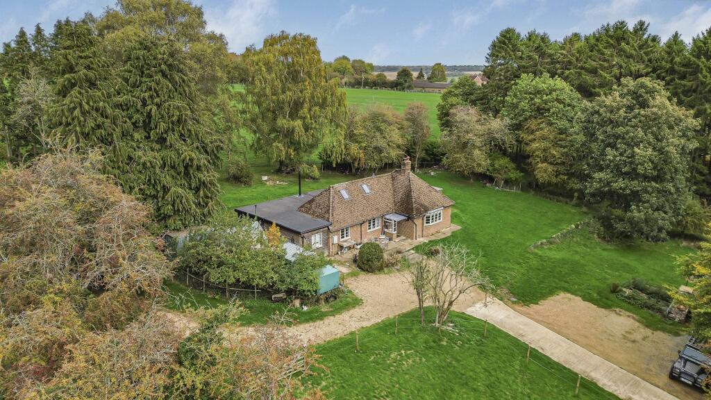 Main image of property: Beacon Road, Ringshall, Berkhamsted, HP4