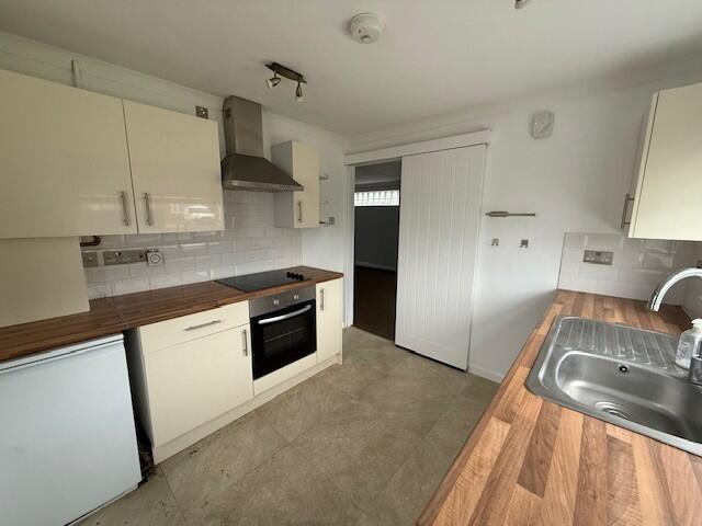 5 Laxfield Road, Sutton, Norwich, Norfolk NR12 9QP photo 3
