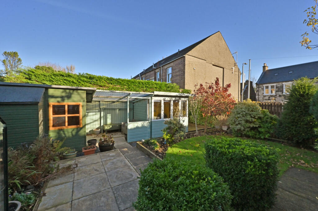 House in Lochwinnoch, Renfrewshire - View 2