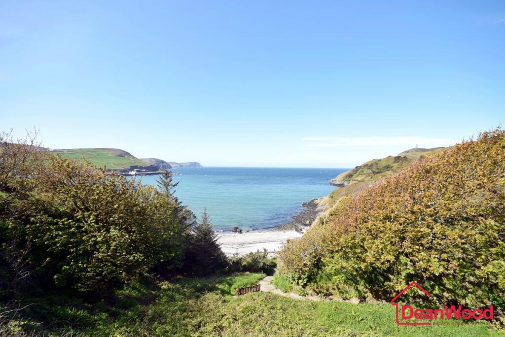 Apartment 12, Carlton Court, Bradda Road, Port Erin, Isle of Man photo 3