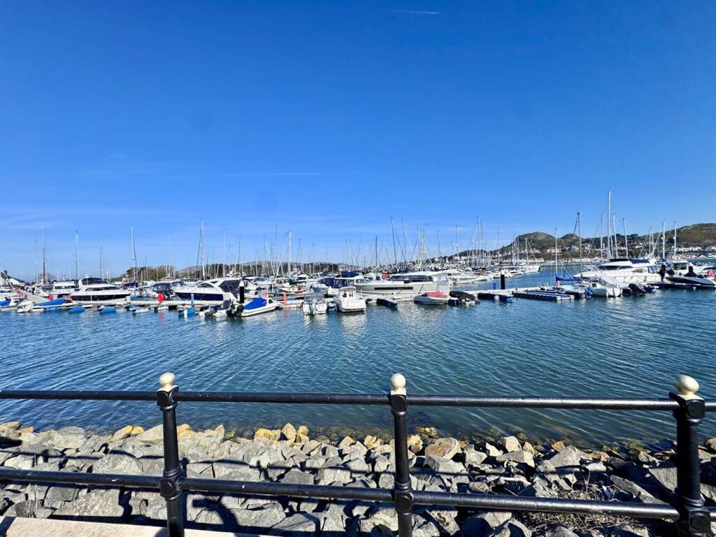 Meirion Drive, Conwy photo 4