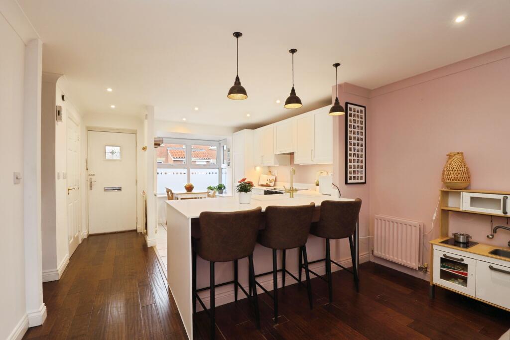 House in Desborough, North Northamptonshire - View 5
