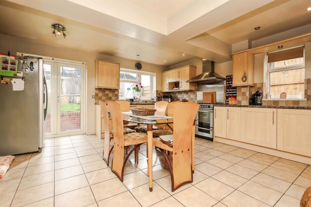 Additional image 3 of Bell Close, BIRMINGHAM