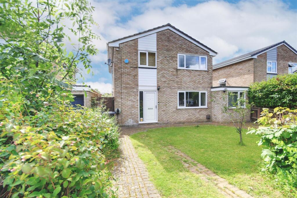 Main image of property: Greenfields, Earith