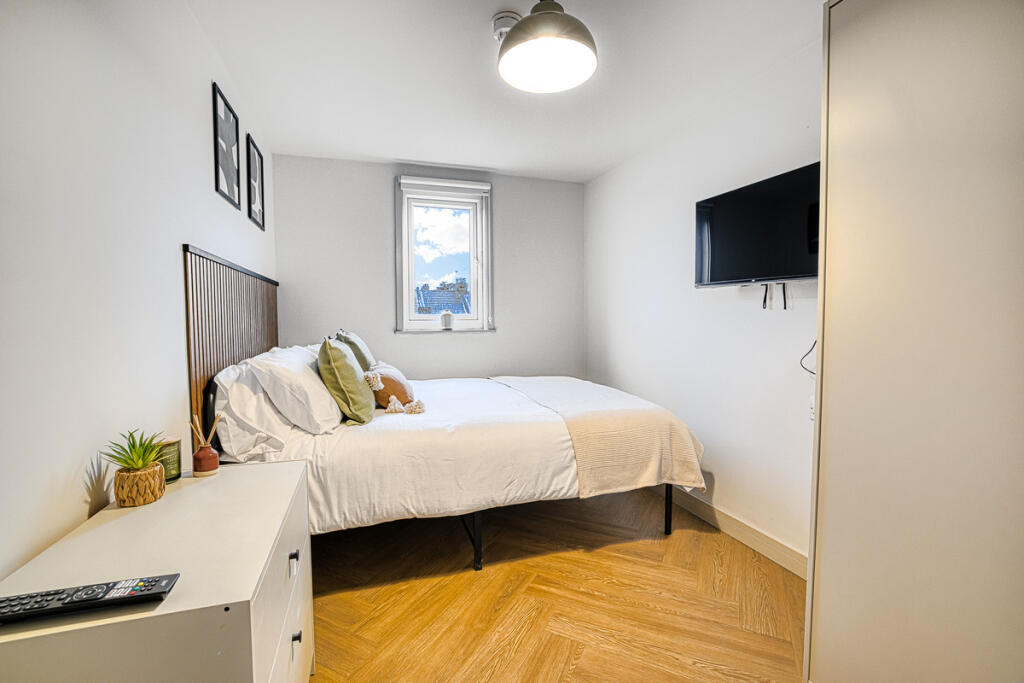 Main image of property: Priestfield Road, Gillingham, ME7