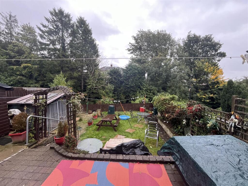 Additional image 19 of Cleckheaton Road, Low Moor, Bradford