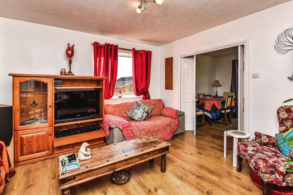 4 bed detached - Fairfield Close, Frome, BA11 image 4