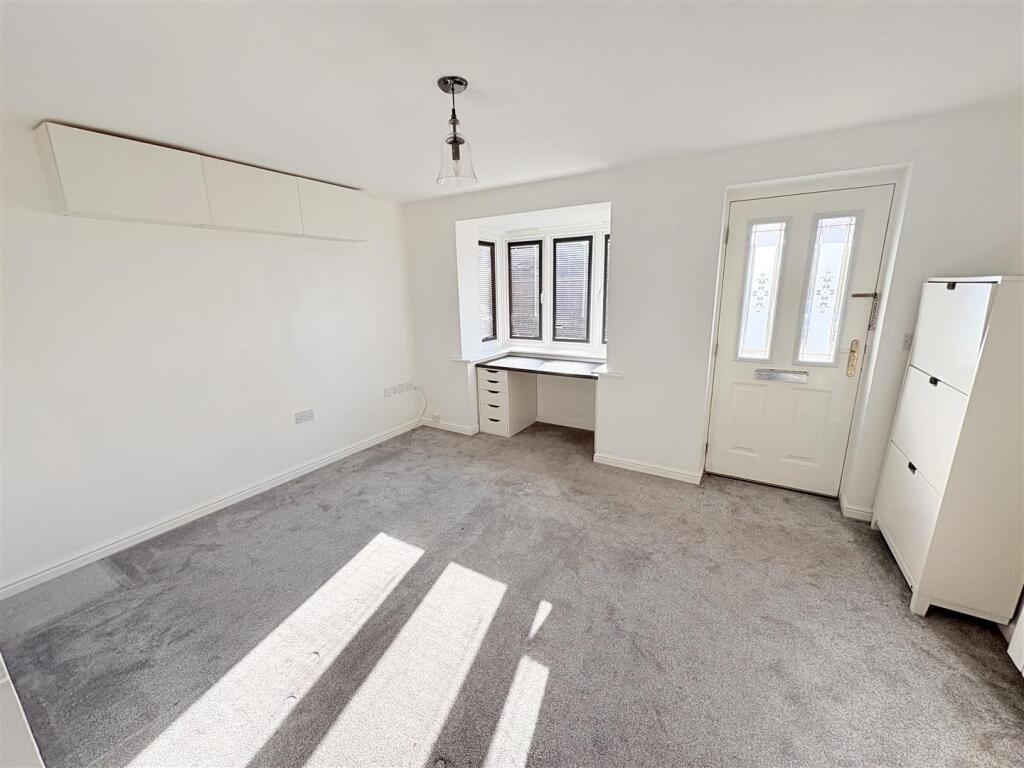 Main image of property: Chadwick Way, Hamble, Southampton