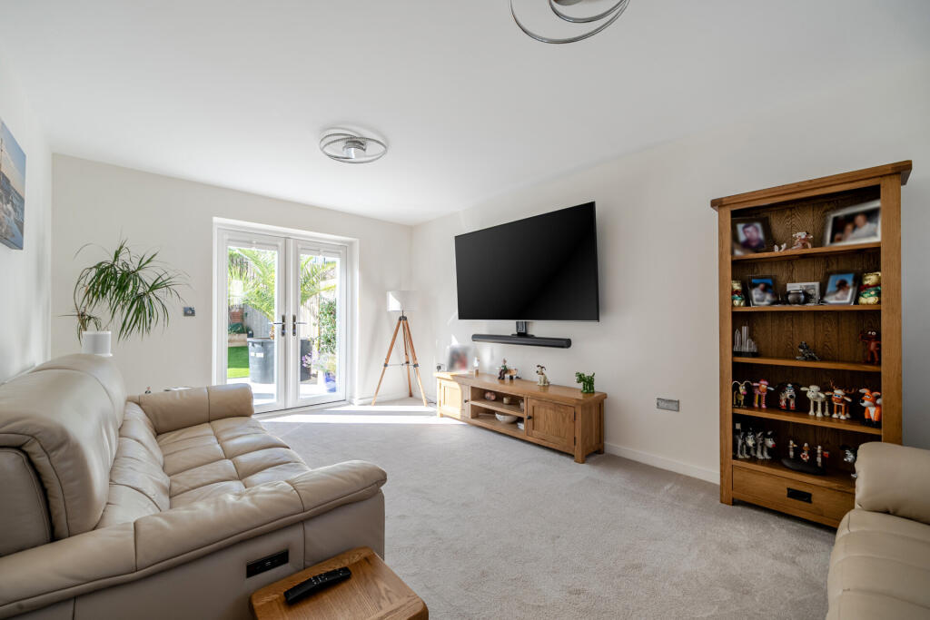 House in Plymouth - View 3