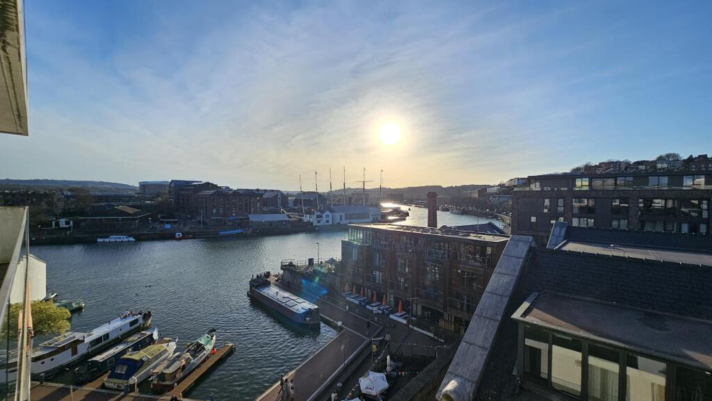 Main image of property: Invicta, Millennium Promenade, BS1