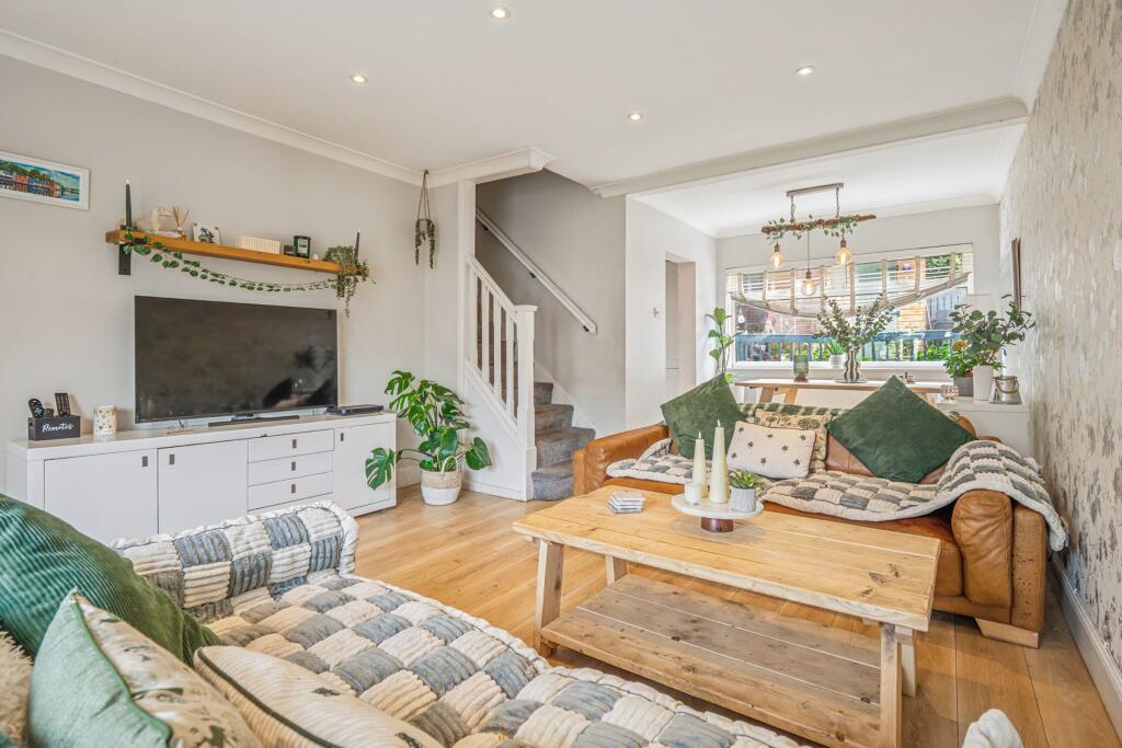 House in Glasgow, Stirling - View 4