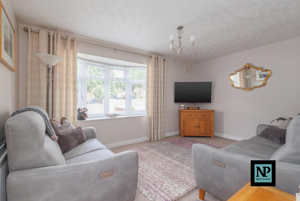 House in Tamworth, Stonydelph - View 3