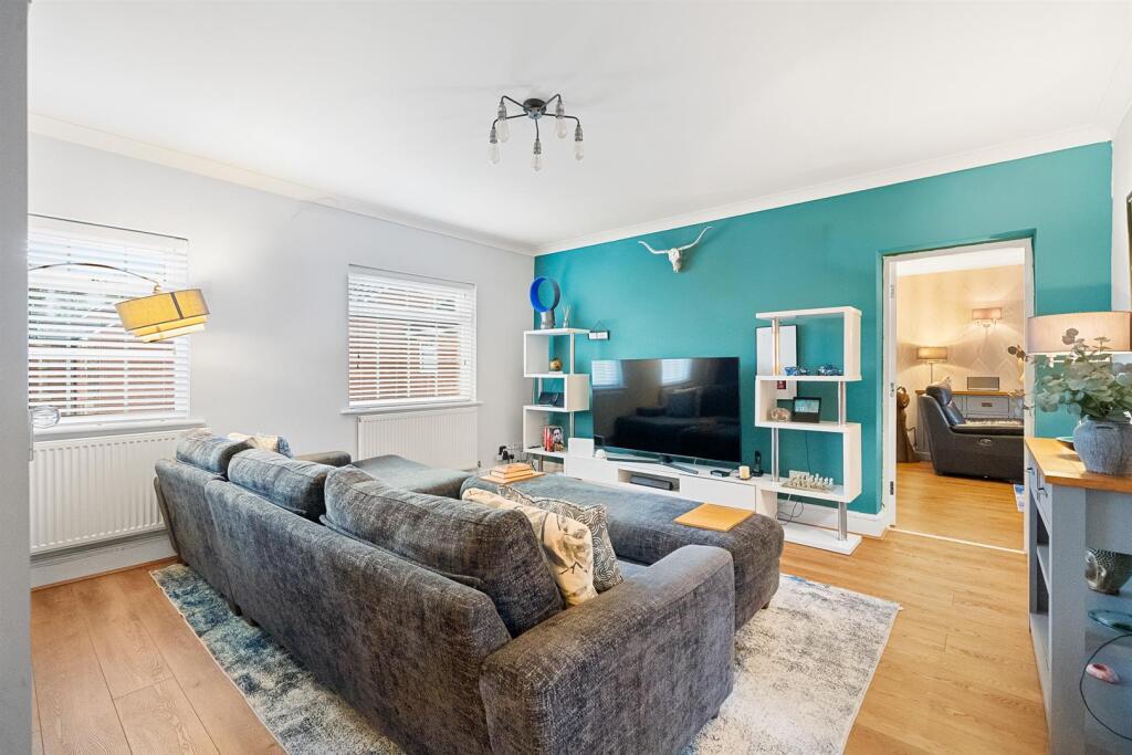Apartment in Sefton, Maghull - View 4