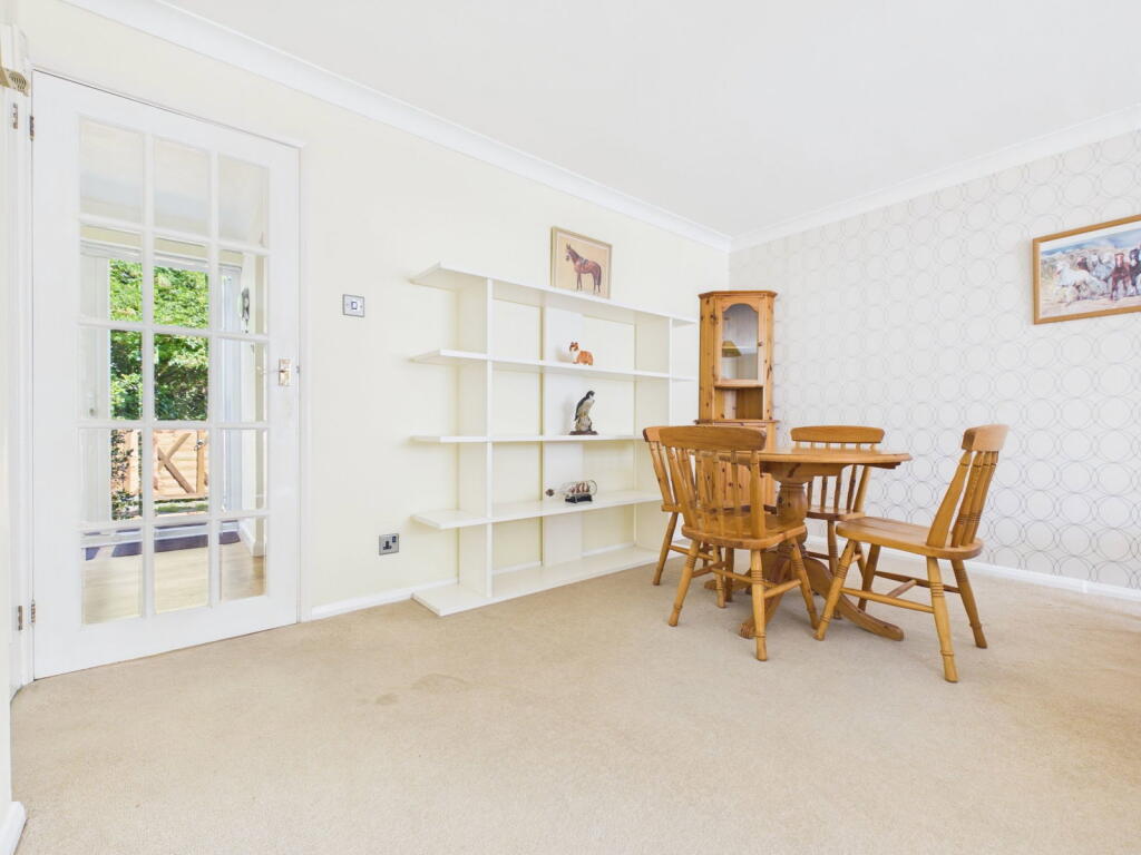 Brierley Gardens, Lancing, BN15 9EF photo 4