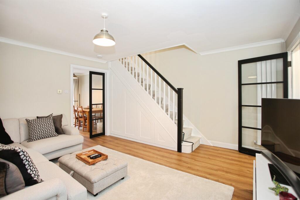 Garrick Drive, Thornhill, Cardiff photo 4