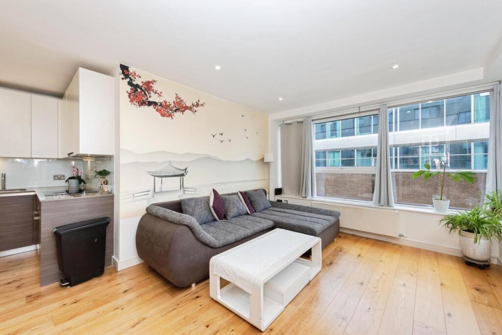 Apartment in London - More