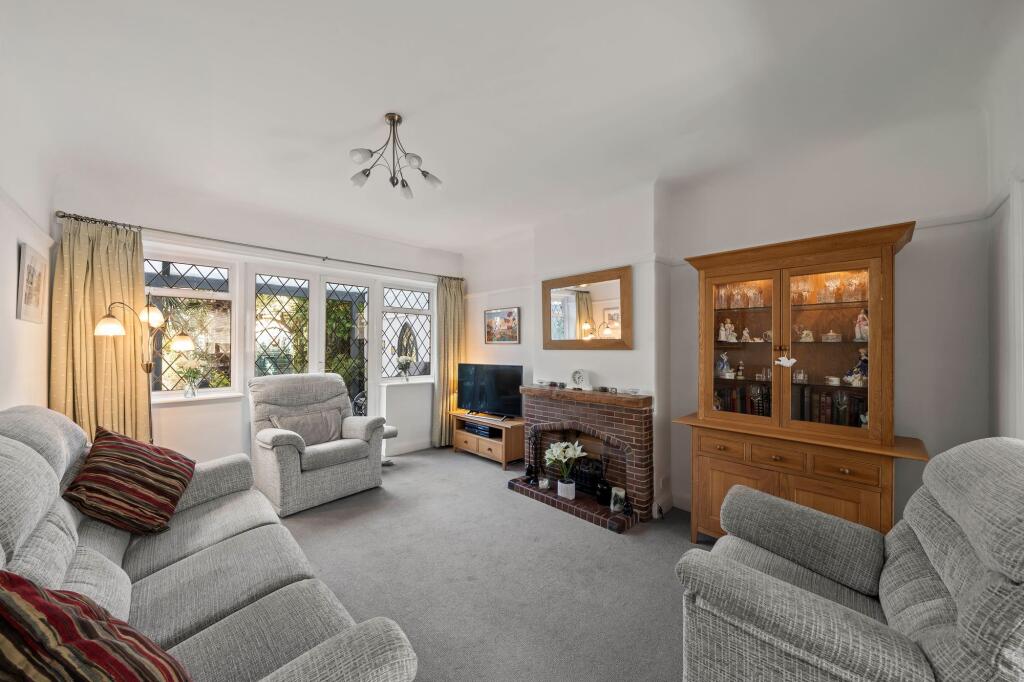 Bramshaw Rise, New Malden, KT3 photo 4