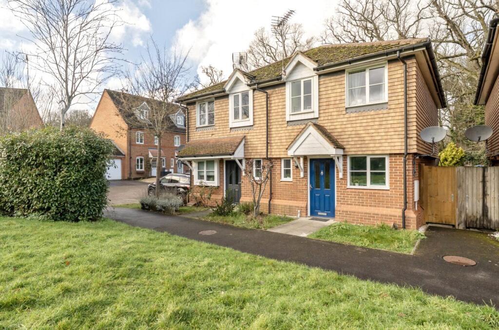 Main image of property: Poperinghe Way, Arborfield, Reading