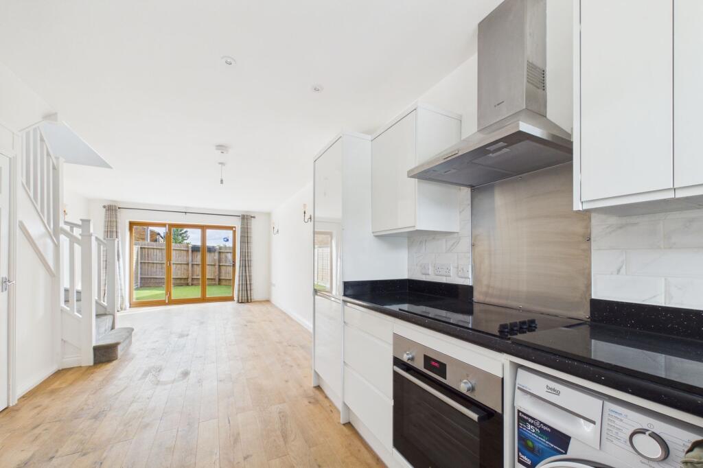 House in Pattishall, West Northamptonshire - View 4