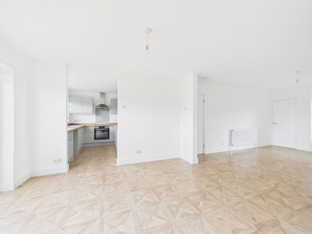 Stuart Crescent, Billinge, Wigan WN5 7NW photo 4