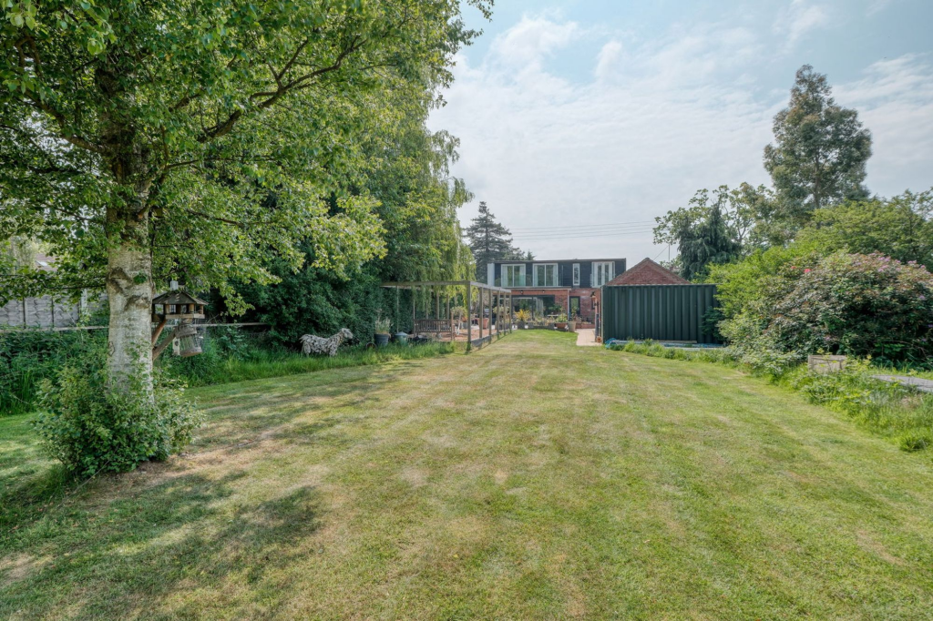 Additional image 23 of Wood Lane, Astwood Bank, B96