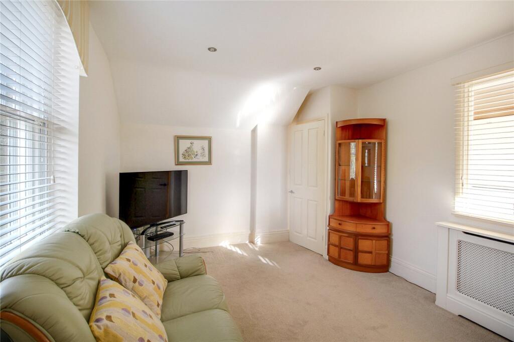 Apartment in Newcastle upon Tyne - View 3