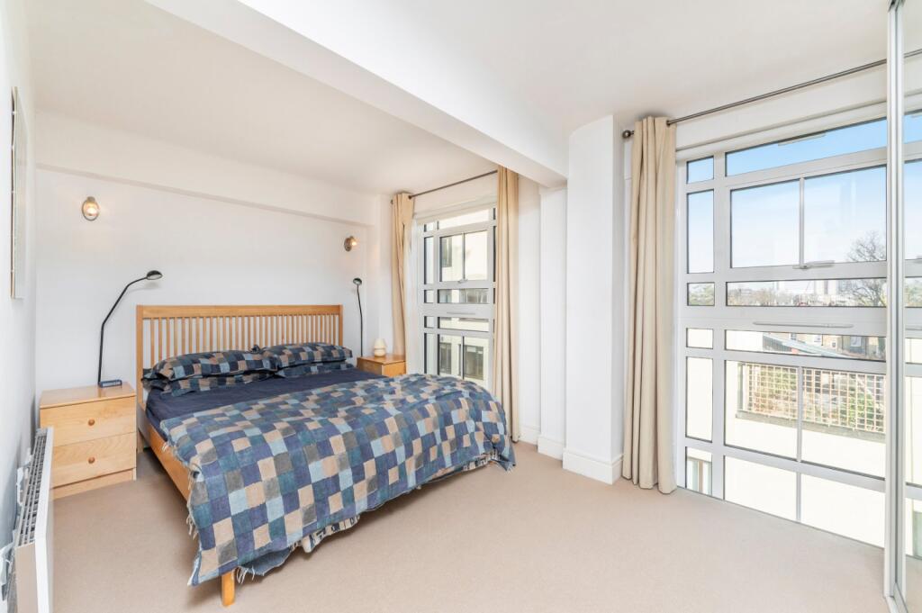 Apartment in London - View 4