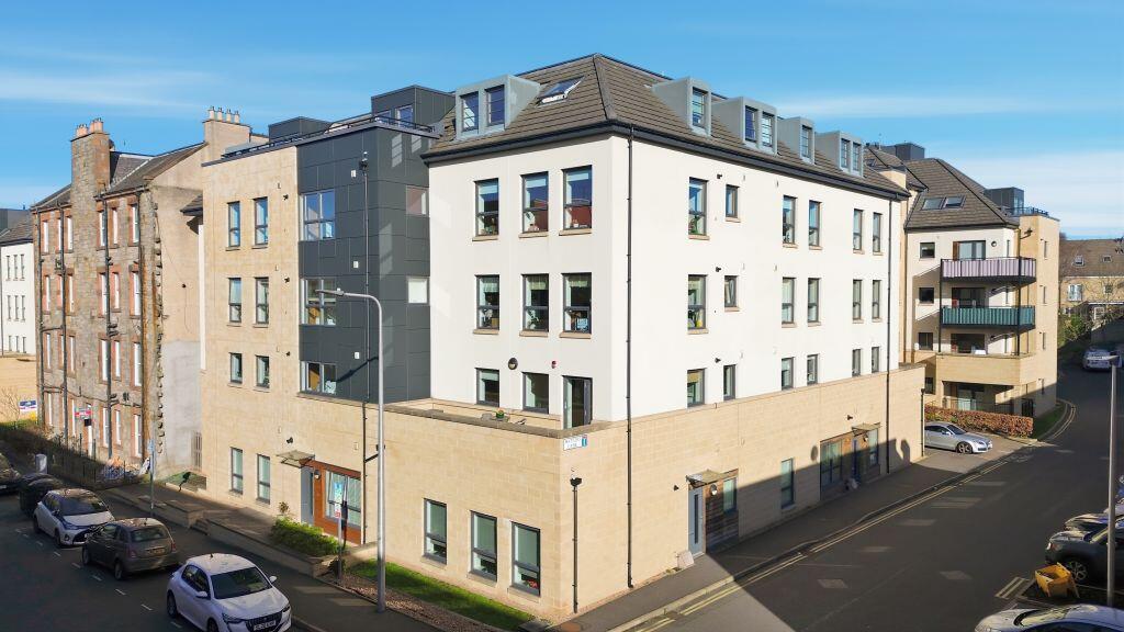 Main image of property: Flat 3, 6, Hatters Lane, Canonmills, Edinburgh, EH7 4GX